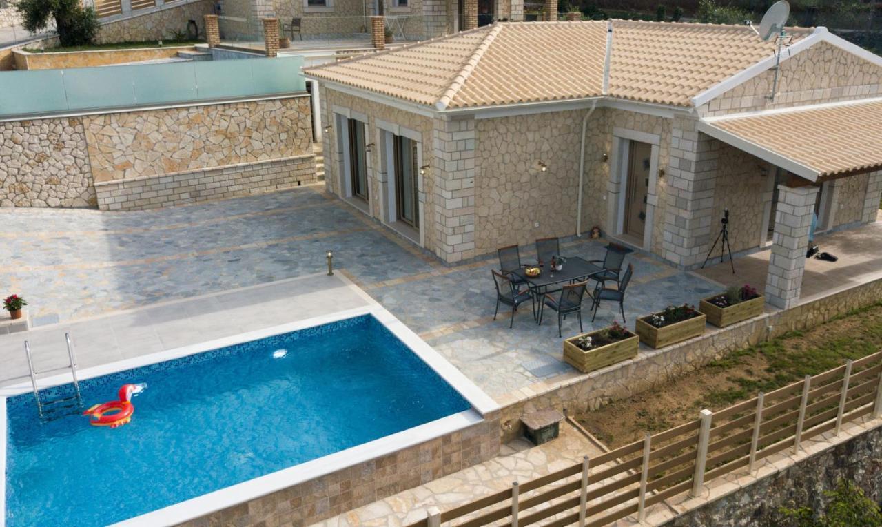 Villa Michalis Liapades Eksteriør billede