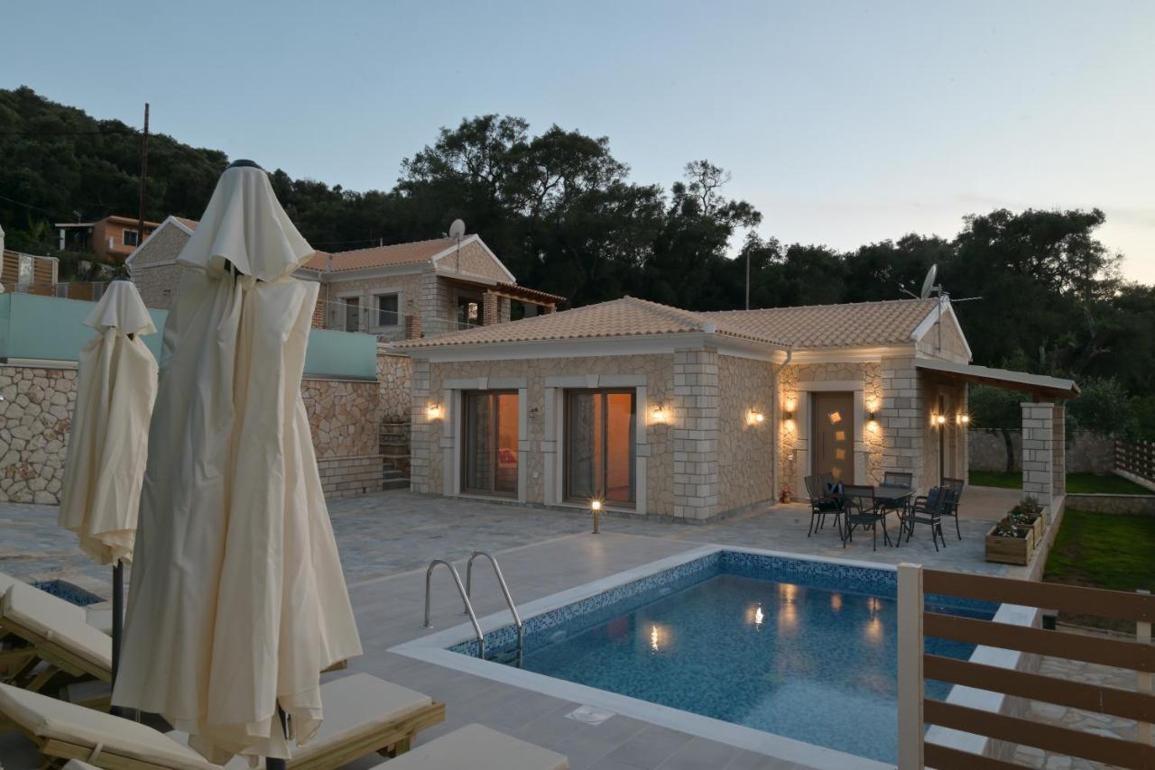 Villa Michalis Liapades Eksteriør billede